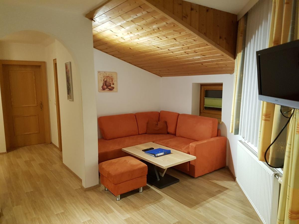 Haus Kathrin Apartment Kaprun Luaran gambar