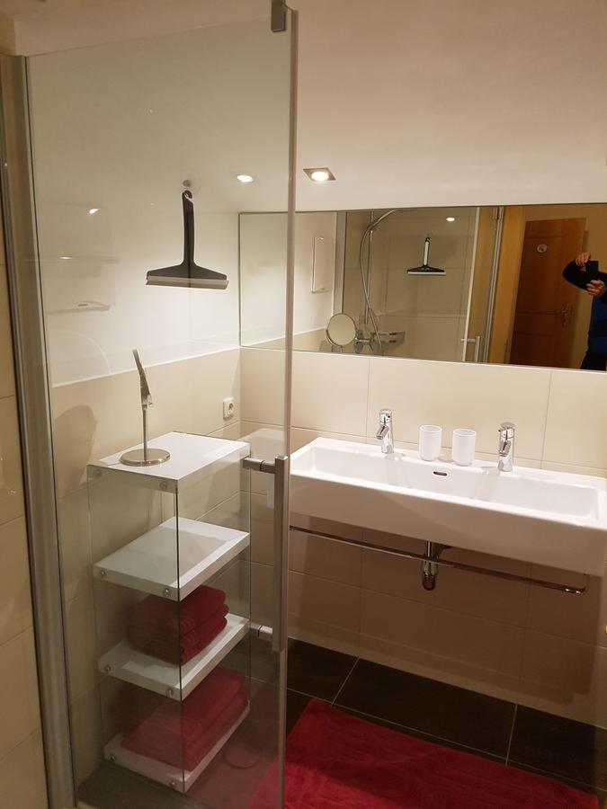 Haus Kathrin Apartment Kaprun Luaran gambar